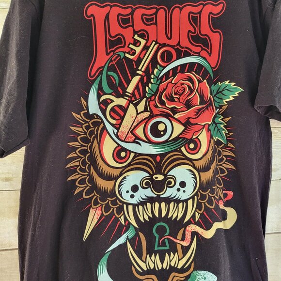 Tultex Size Large Issues Lion T-Shirt - Graphic T-Shirt - Picture 3 of 5